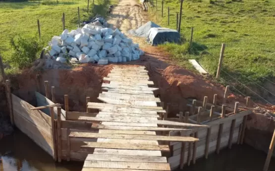 Associação Vale do Água Fria dá início na construção da ponte que da acesso a 