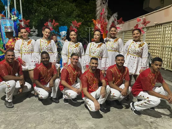 Grupo itanheense de dança Nattivu’s B+ Posittivu’s faz sucesso no Carnaval de Caravelas