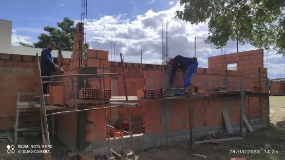 Obras avançam no estádio Teixeirão em Itanhém