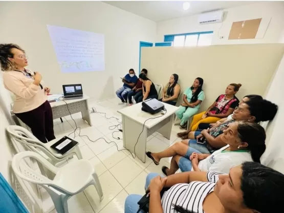 Secretaria de Saúde de Itanhém realiza curso sobre Biossegurança e Higienização em Servicos de Saúde