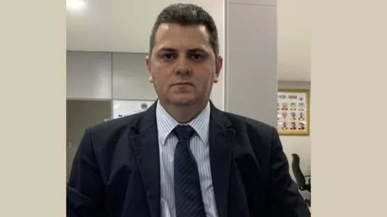 Vereador pede interferência do deputado Neto Carletto para solucionar falta de professor no Colégio Polivalente