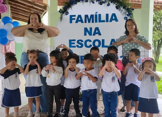 Com muita descontração,  o Centro Municipal de Educação Infantil de Itanhém  (CMEI) realizou encontro da família na escola