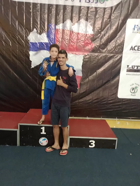 Jiu Jitsu de Itanhém traz 07 medalhas do Campeonato Baiano: 04 ouros e 03 pratas