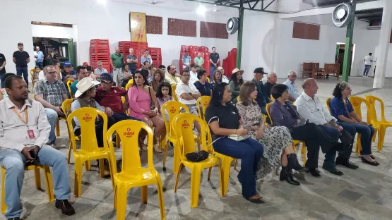 Presidente da Câmara de Vereadores, Renato Correia prestigia abertura oficial da 21ª Exponhém 