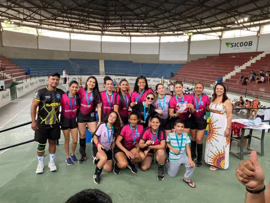 Voleibol feminino de Itanhém é vice-campeão da 2ª Copa Regional de Voleibol em Carlos Chagas