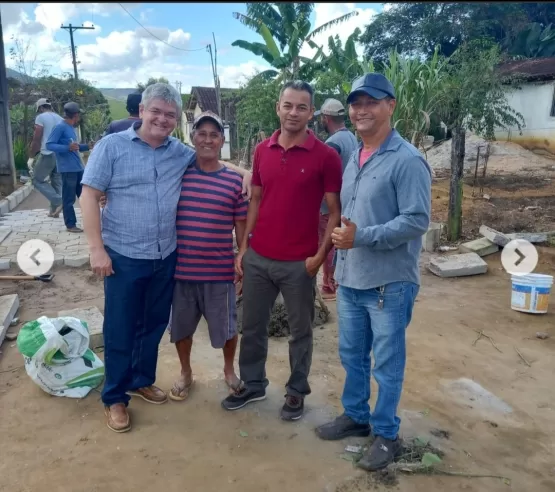 Nas redes sociais vereador Dias da Academia expressa sua gratidão ao prefeito Mildson Medeiros pelo calçamento na Vila São 