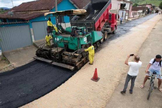 O asfalto de Ibirajá chegou: 