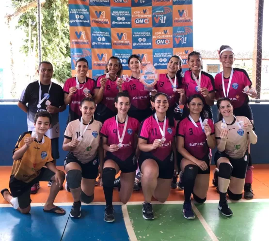 Seleção Feminina de Voleibol de Itanhém Conquista o Título na Terceira Copa V1 NET em Machacalis 