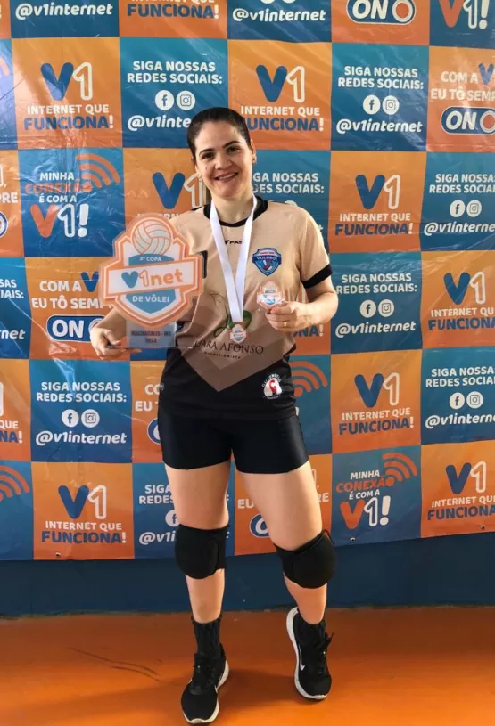 Seleção Feminina de Voleibol de Itanhém Conquista o Título na Terceira Copa V1 NET em Machacalis 