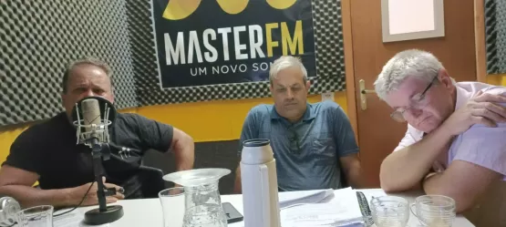 Mildson Medeiros anuncia intenção de disputar a reeleição em Itanhém durante entrevista na Rádio Master FM