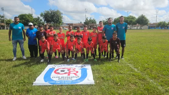 Luiz Otávio, do Projeto Resgate Itanhém, se destaca na Copa Gazetinha de Futebol Infantojuvenil