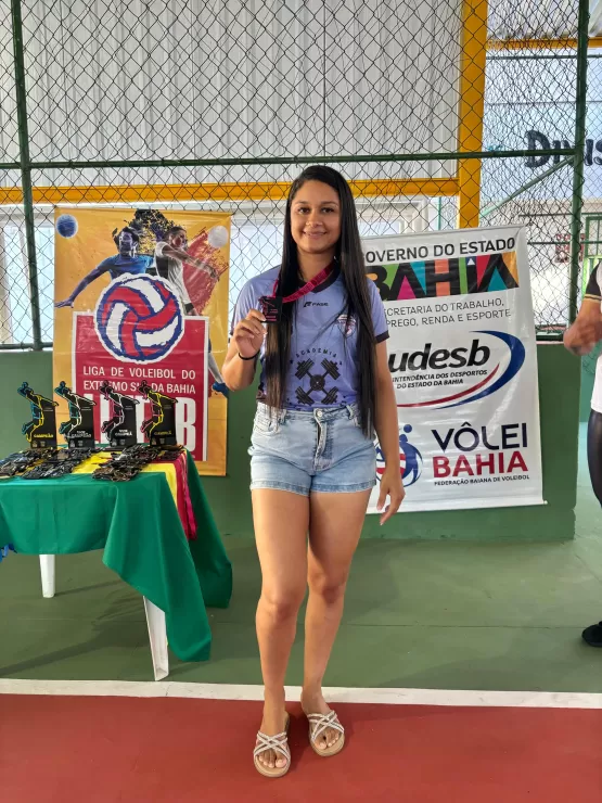 Equipes Masculina e Feminina de Itanhém Conquistam Títulos na Terceira Etapa da Liga de Voleibol