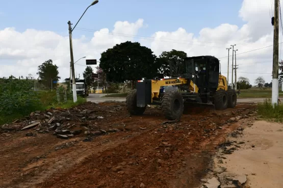 No sábado, 07 de setembro, Dia da Independência, inicia o asfalto em Itanhém, e segue em andamento o asfalto até Ibirajá e o recapeamento de Itanhém a Medeiros Neto