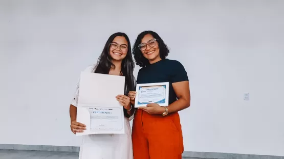 Veja entrevista - Entrega de medalhas da Olimpíada de Português e premiação da Feira de Ciências da Bahia marcam despedida do 3º Ano/2024 do Colégio Polivalente de Itanhém