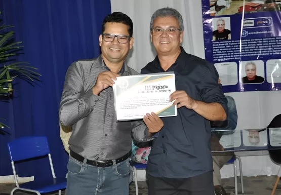 Wilton Soares vence o Prêmio Castro Alves de Literatura 2025 na Categoria Crônica