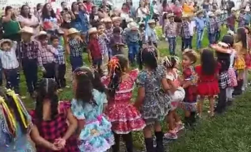 Centro Municipal de Educação Infantil de Itanhém (CMEI) realiza festa junina