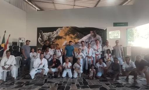 Copa de Karatê em Lajedão Destaca o Desempenho Brilhante da Academia Bushidokan de Karatê de Itanhém