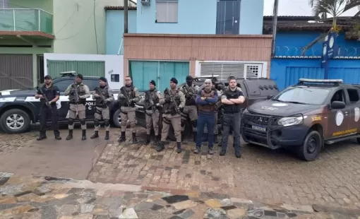 Forças Policiais/Itanhém: Policiais da RONDESP/ES juntamente com a Polícia Civil de Itanhém cumprem mandados de buscas e apreensão