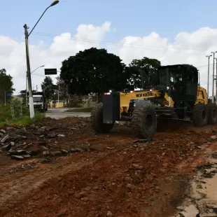 Obras de asfalto iniciam no trecho Dois de Julho ao trevo, em Itanhém