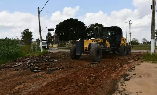 Obras de asfalto iniciam no trecho Dois de Julho ao trevo, em Itanhém