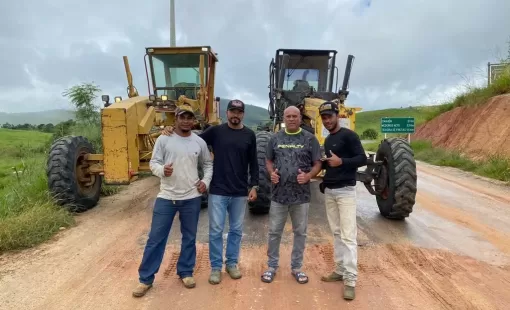 Prefeito determina e diretor de Obras mobiliza equipe para patrolar e garantir a melhoria da estrada de Batinga