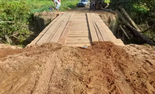 Prefeitura de Itanhém conclui reconstrução de ponte danificada na região de Batinga