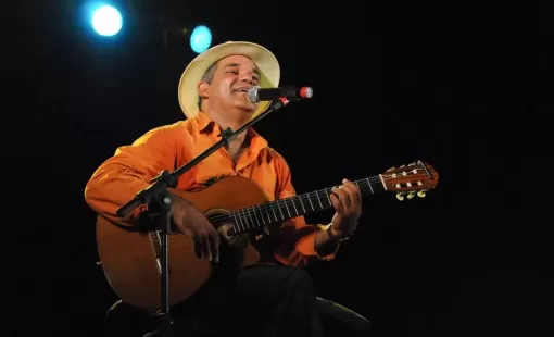 Tau Brasil morre em Águas Formosas, aos 61 anos, onde faria show dentro da turnê “Tau Pai, Tal Filho”